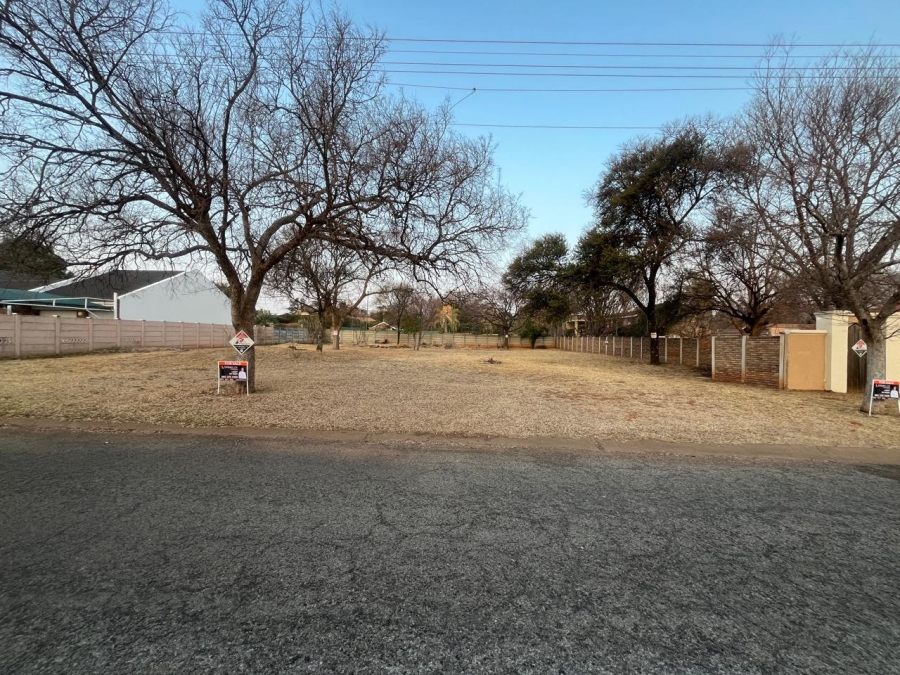 0 Bedroom Property for Sale in Wilkoppies North West